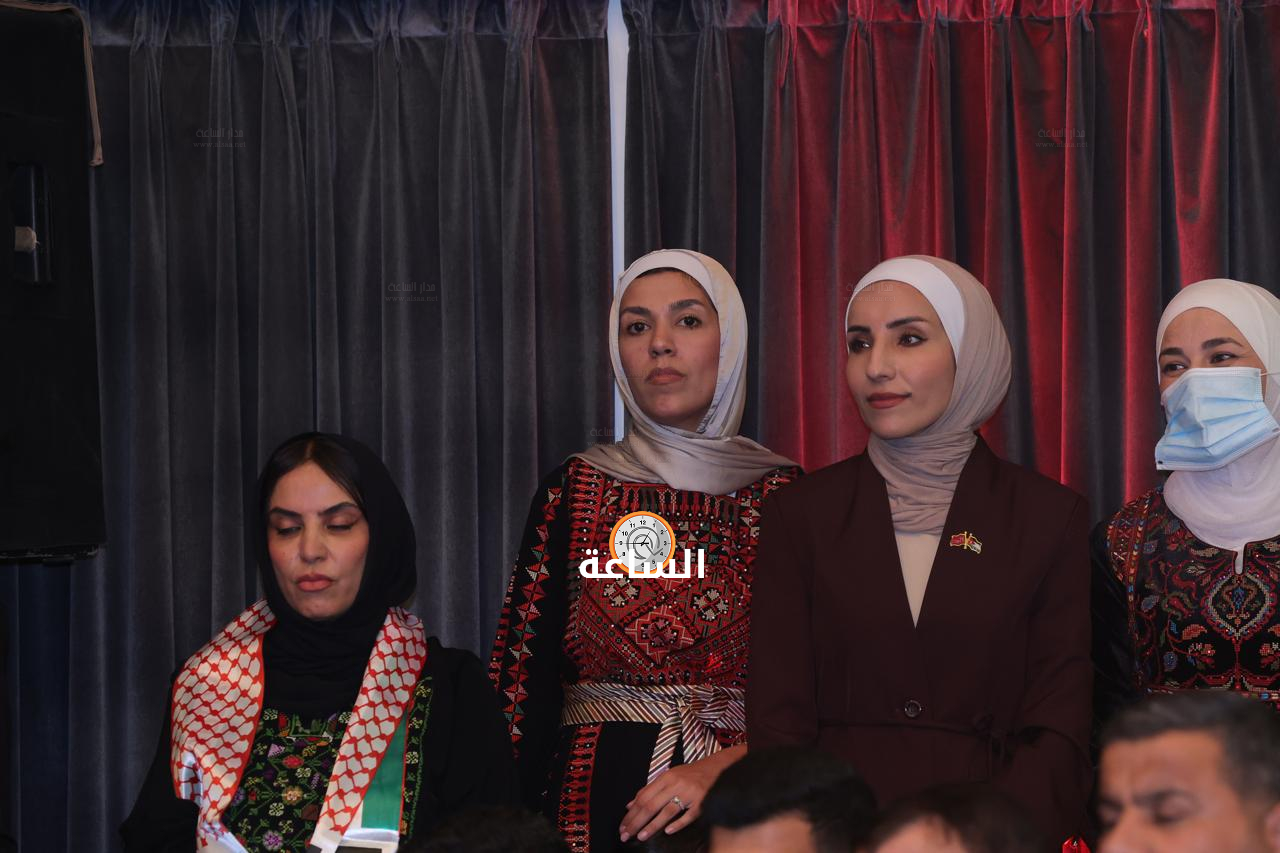 Madar Al-Saa Images 0.26575773992737717