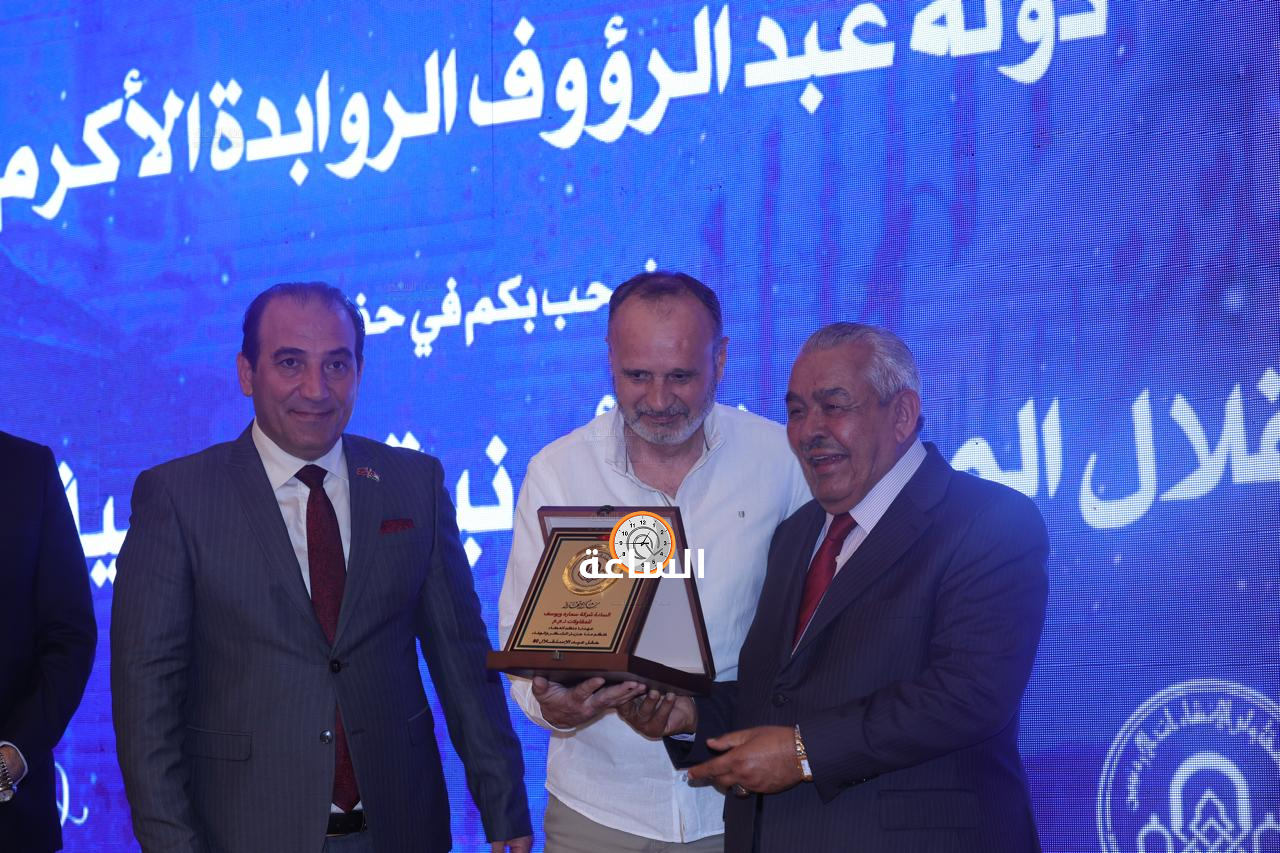 Madar Al-Saa Images 0.6398333070031621