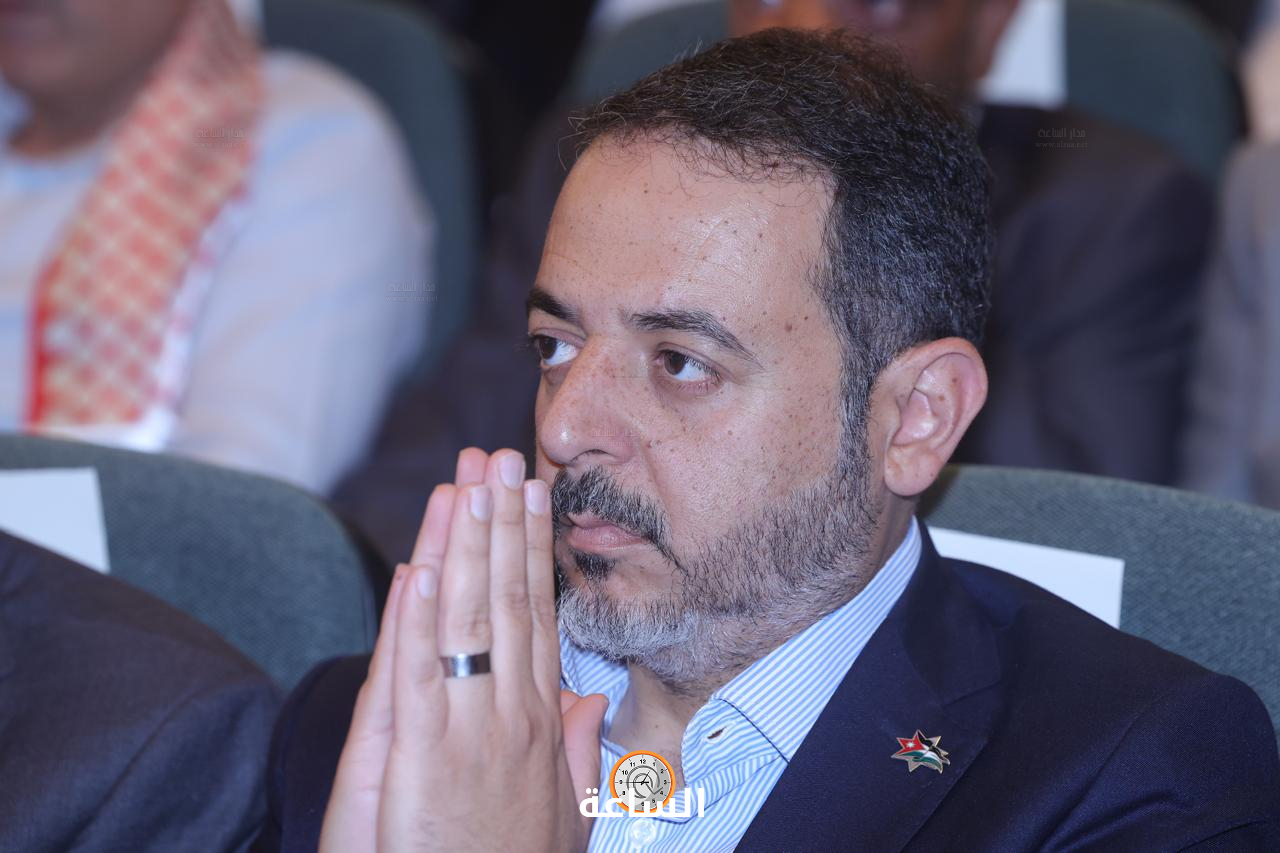 Madar Al-Saa Images 0.4895540525837486