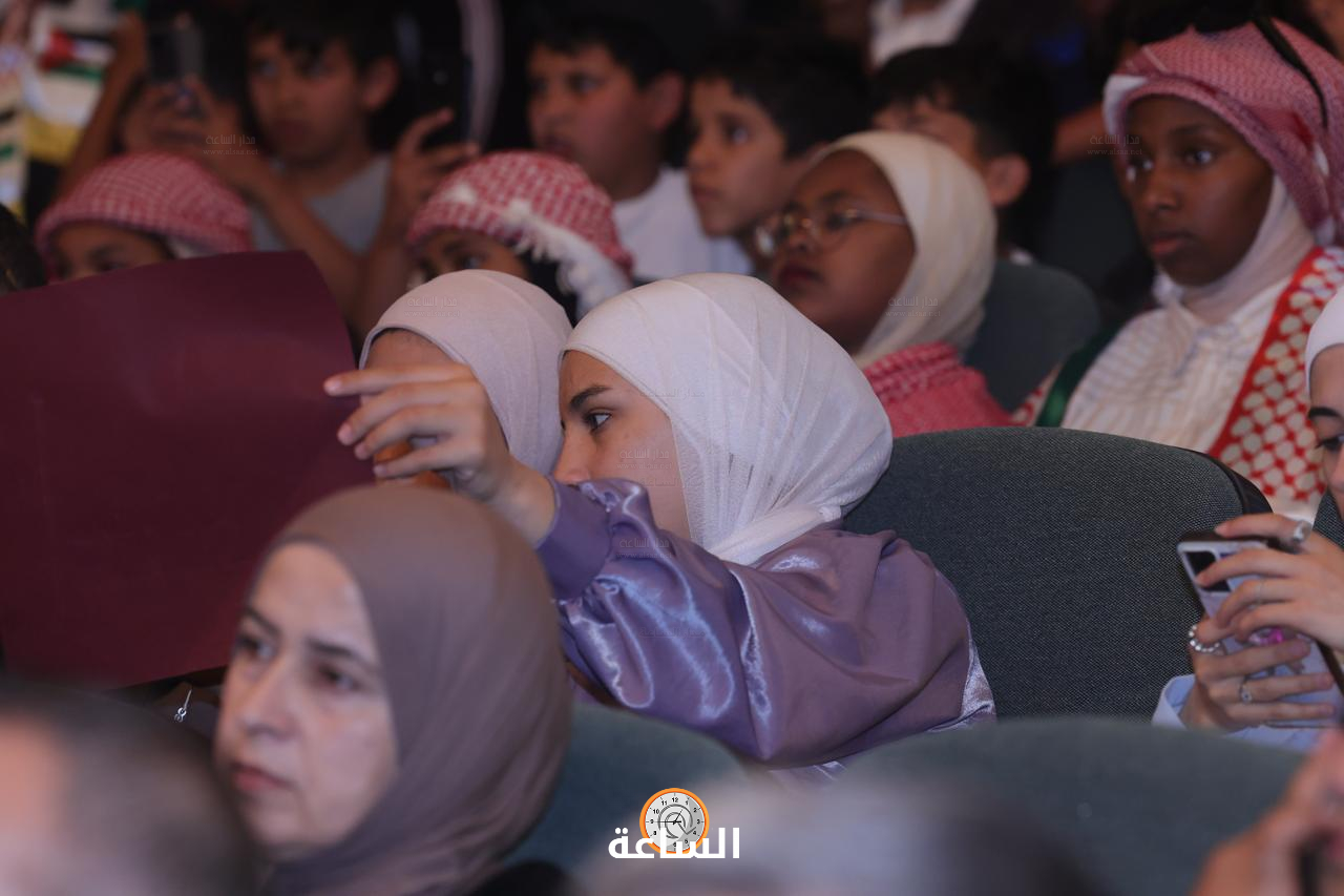 Madar Al-Saa Images 0.8440706117769688