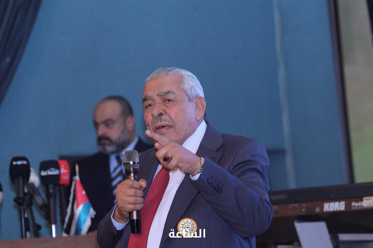 Madar Al-Saa Images 0.839344138468615