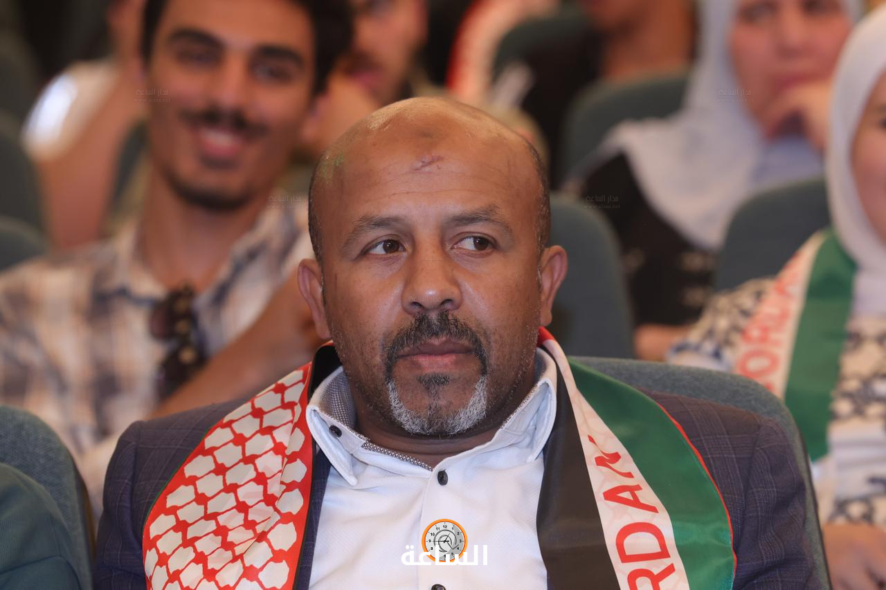 Madar Al-Saa Images 0.3569556079961028
