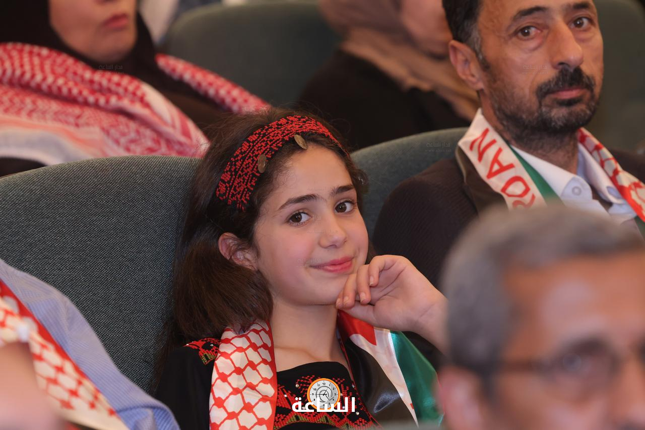 Madar Al-Saa Images 0.3154299710273264