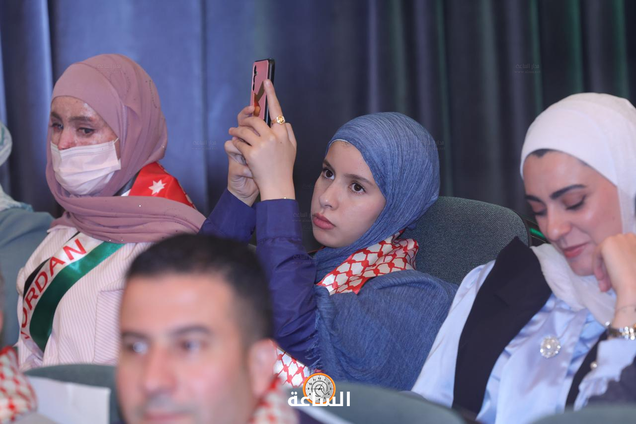 Madar Al-Saa Images 0.7556929508517854