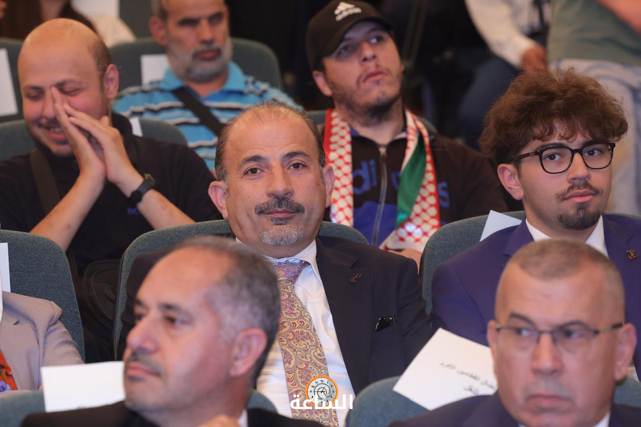 Madar Al-Saa Images 0.7448424804408699