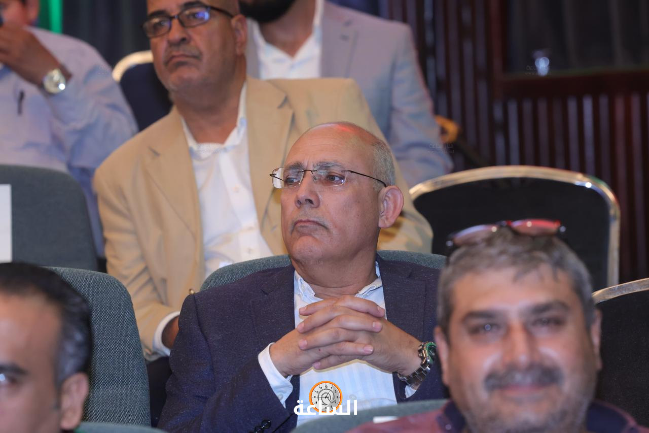 Madar Al-Saa Images 0.4049667105967475