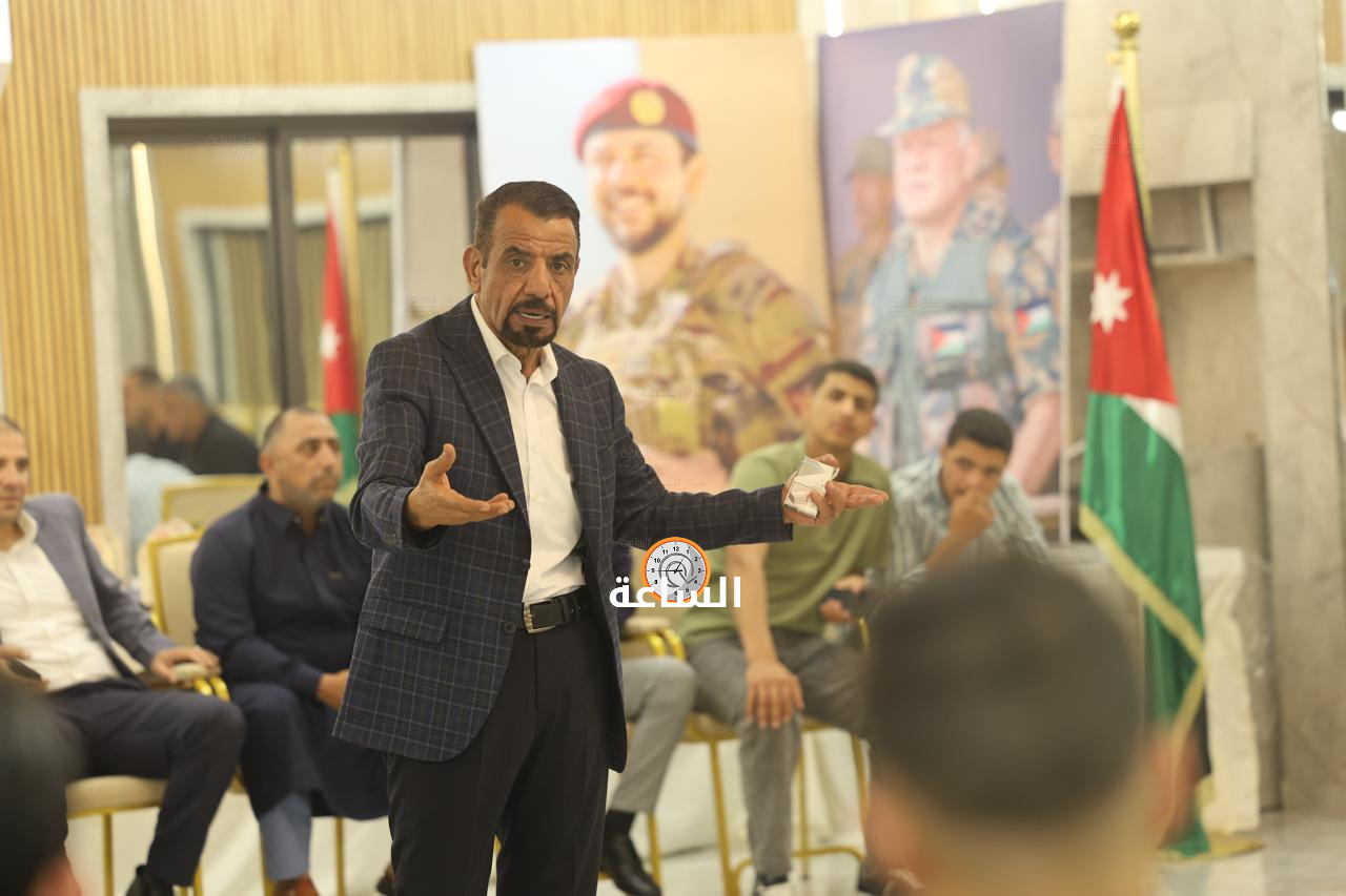 Madar Al-Saa Images 0.933119772406544