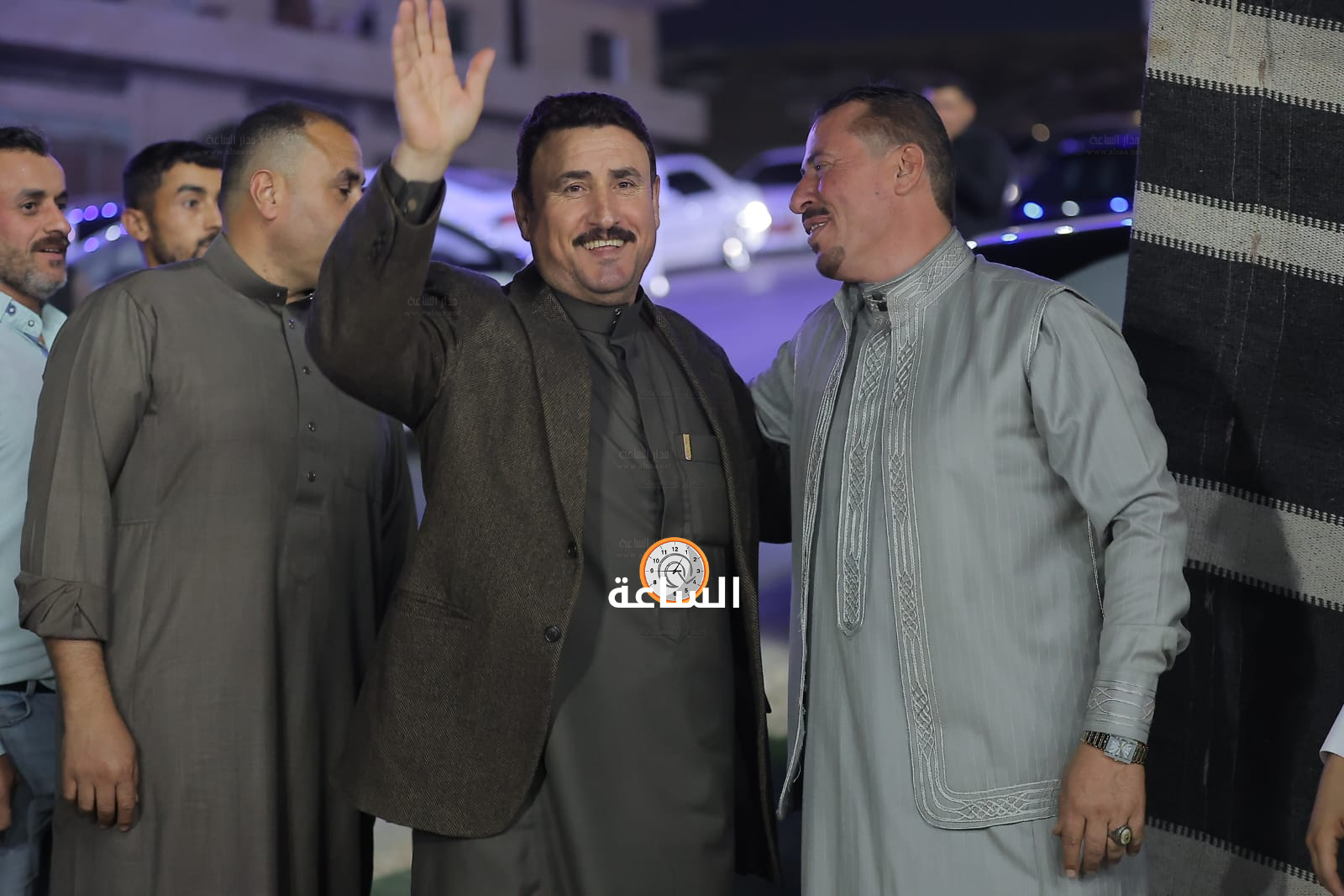 Madar Al-Saa Images 0.9748015812910201