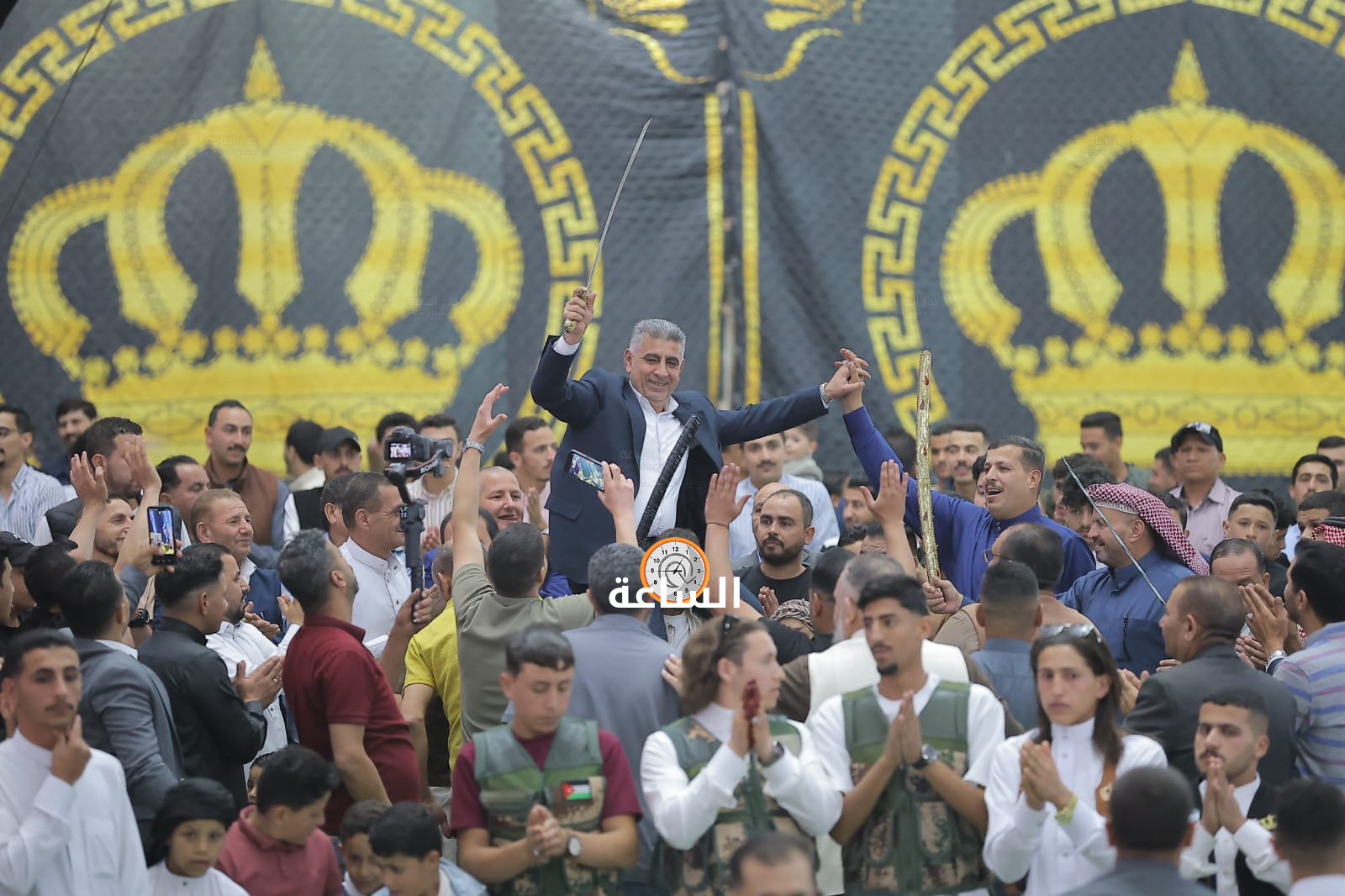 Madar Al-Saa Images 0.48357382892778966
