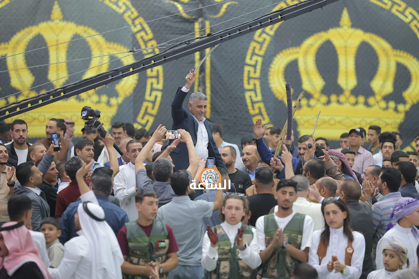 Madar Al-Saa Images 0.8161561801054014