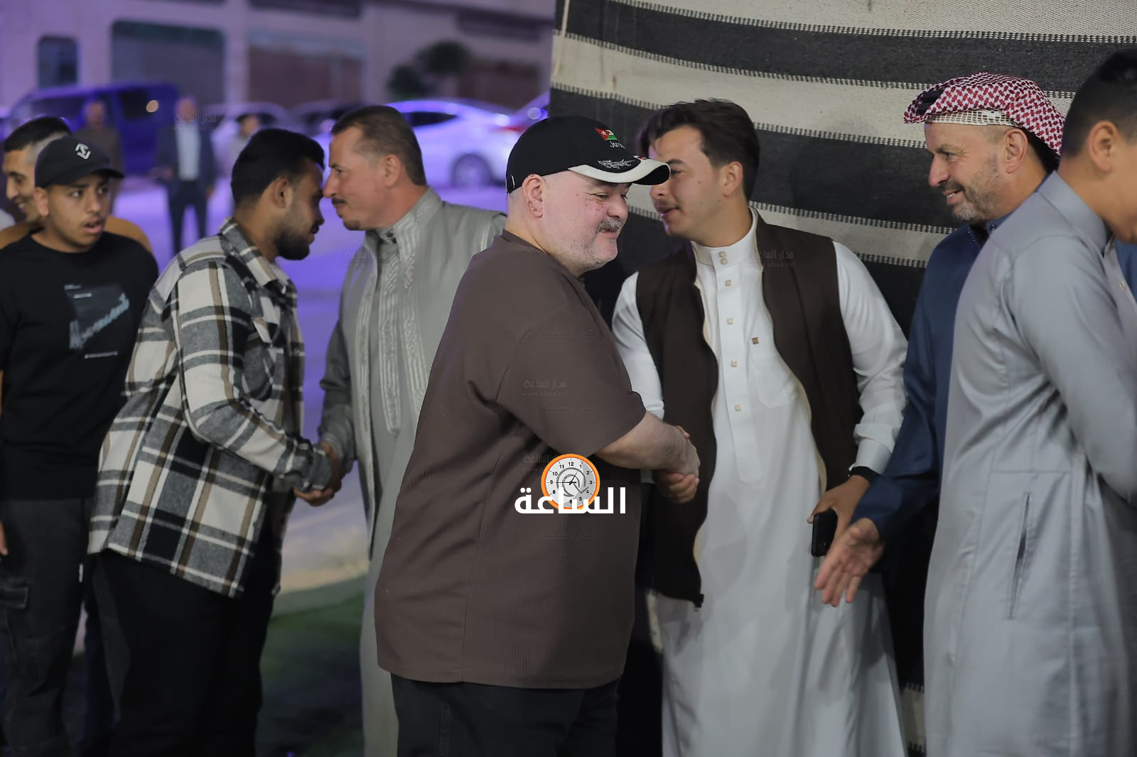 Madar Al-Saa Images 0.045839408471213594