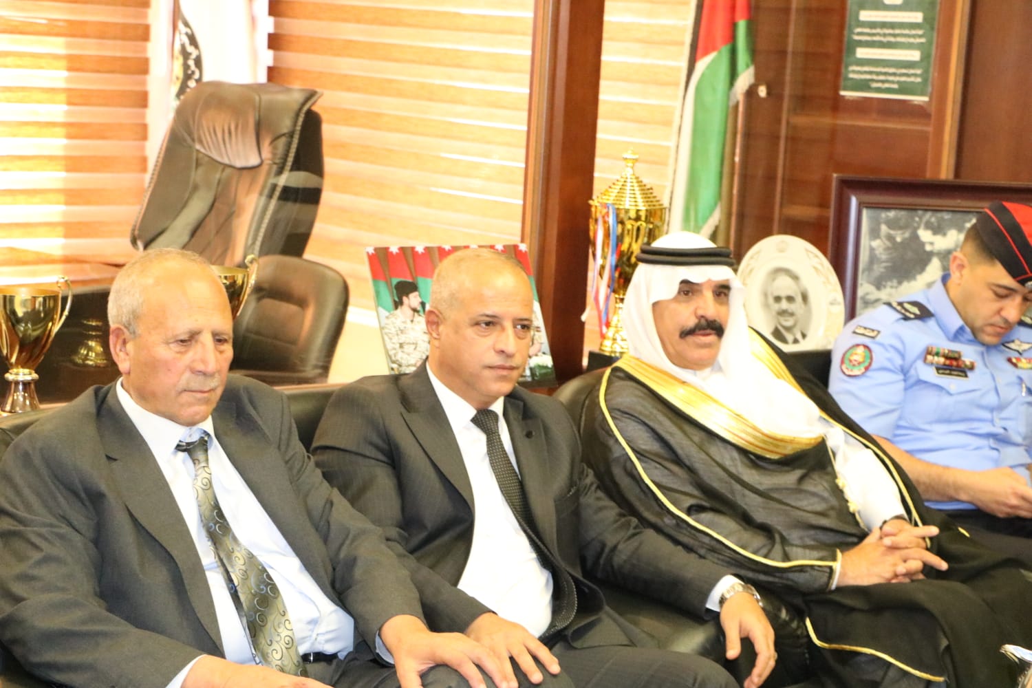 Madar Al-Saa Images 0.2740749827840664