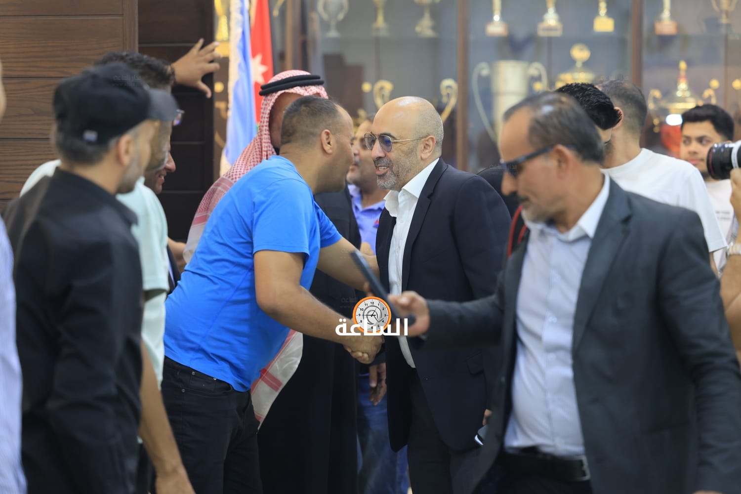 Madar Al-Saa Images 0.41979562554836347