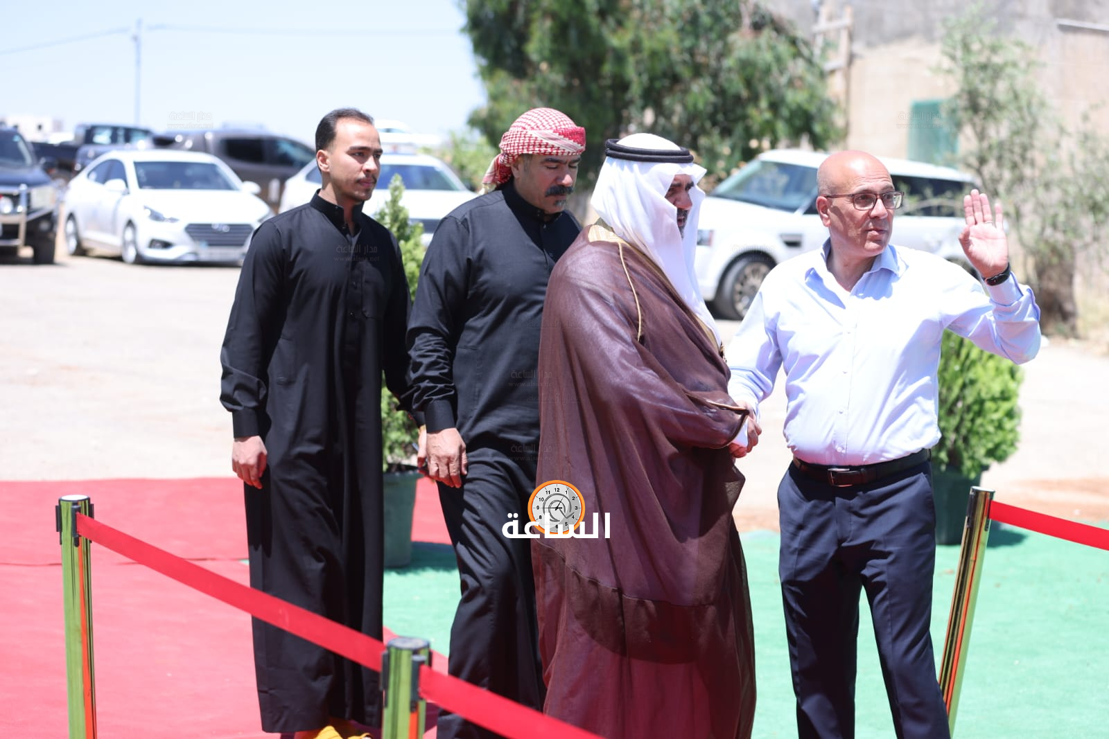 Madar Al-Saa Images 0.3555106171534015