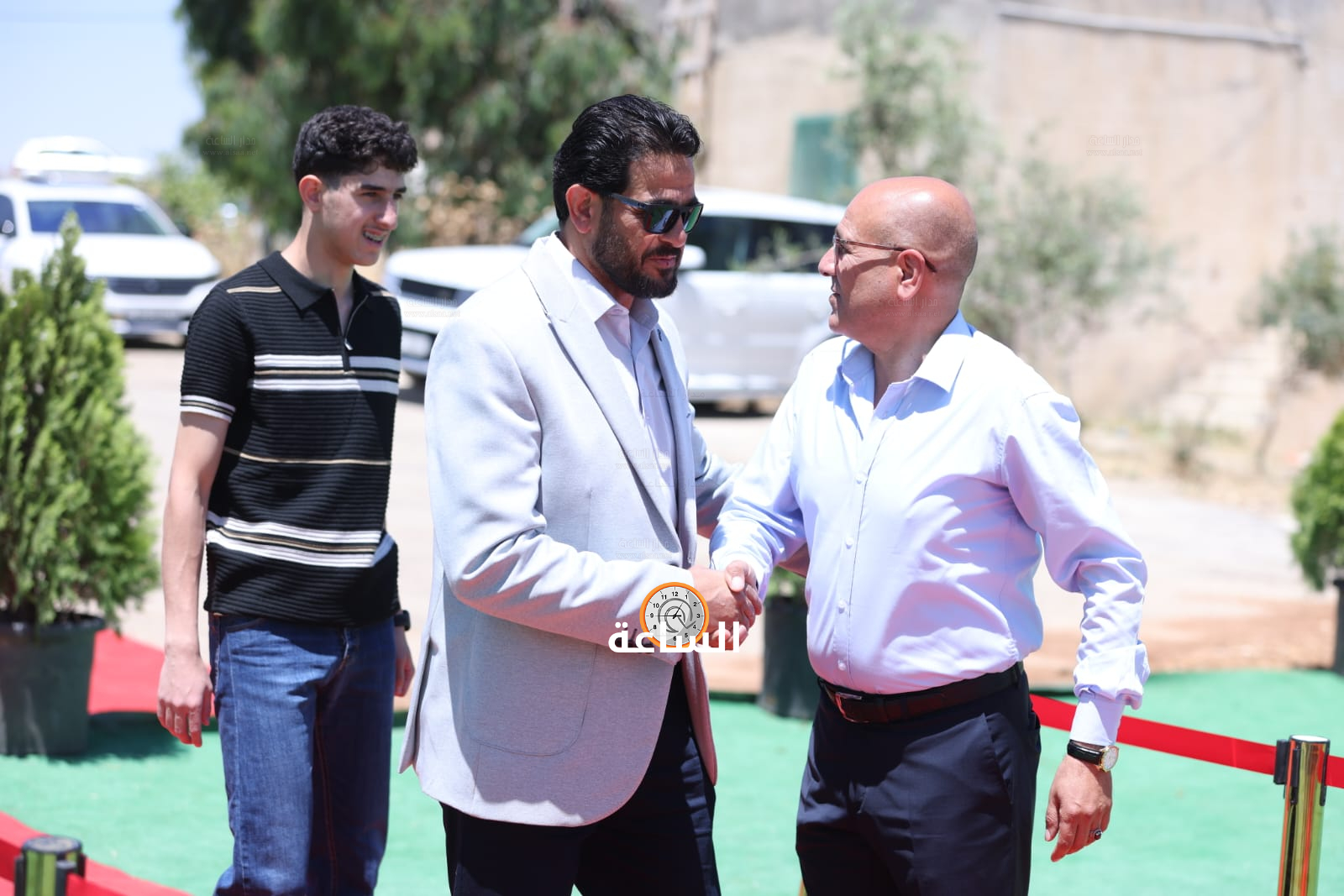 Madar Al-Saa Images 0.5749970352847241