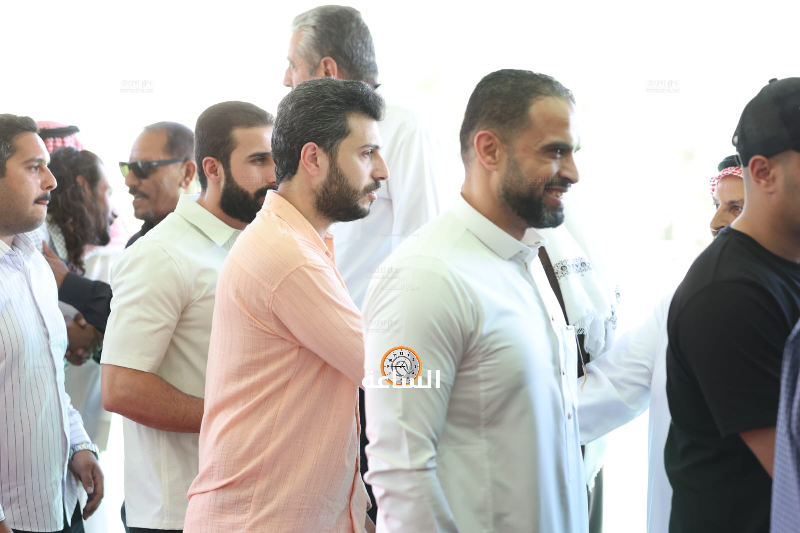 Madar Al-Saa Images 0.7788843680337231