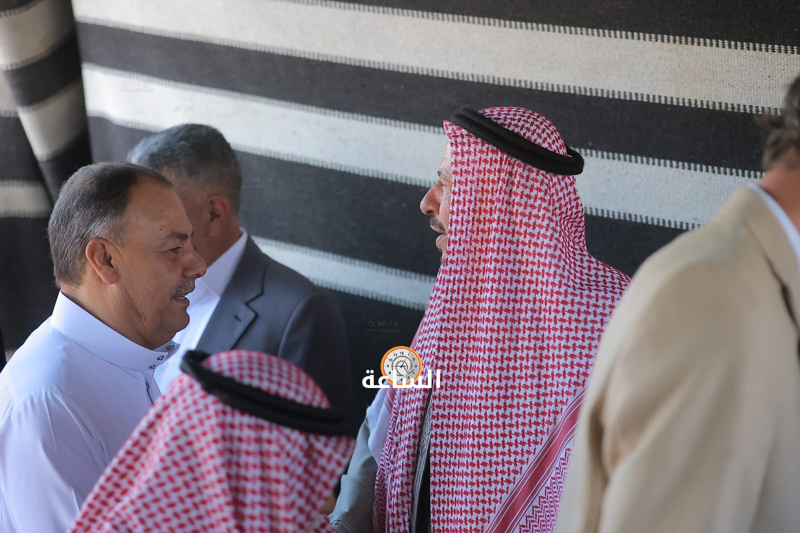 Madar Al-Saa Images 0.7688639226572072