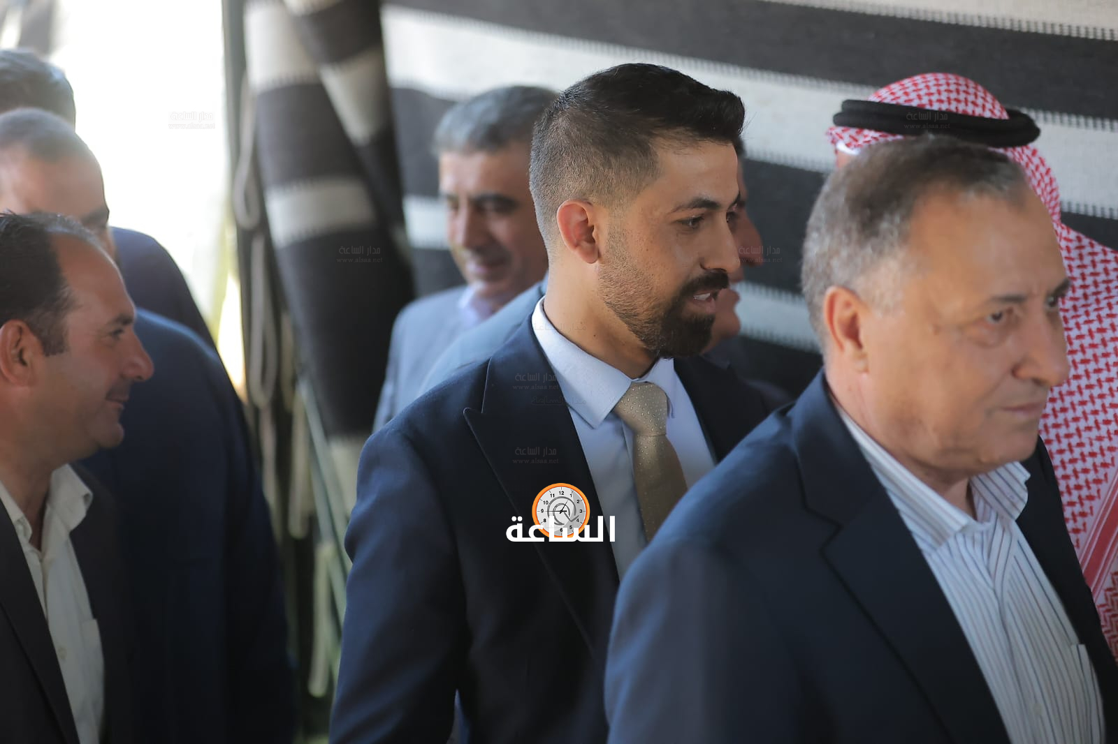 Madar Al-Saa Images 0.9982792126714927