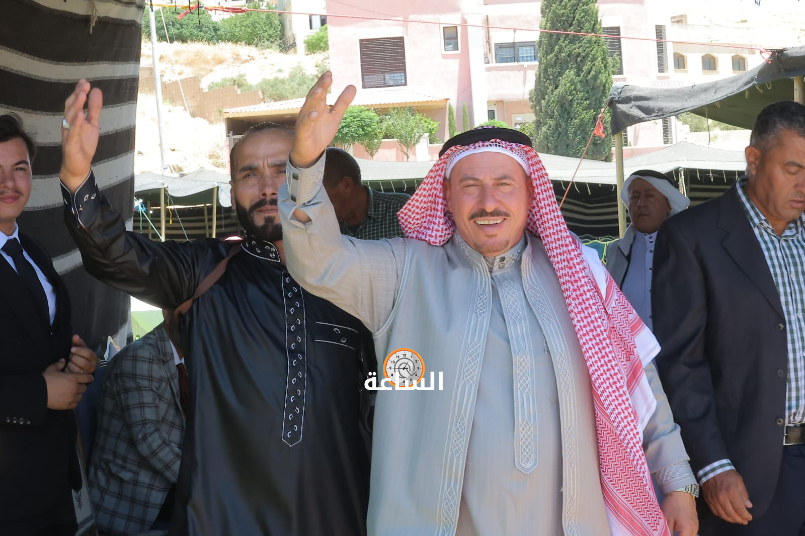 Madar Al-Saa Images 0.7298446106995179