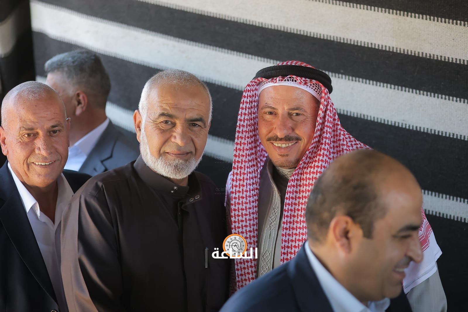 Madar Al-Saa Images 0.25567559829362585