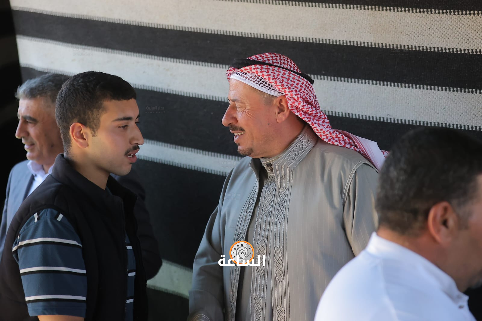 Madar Al-Saa Images 0.3456149097518397
