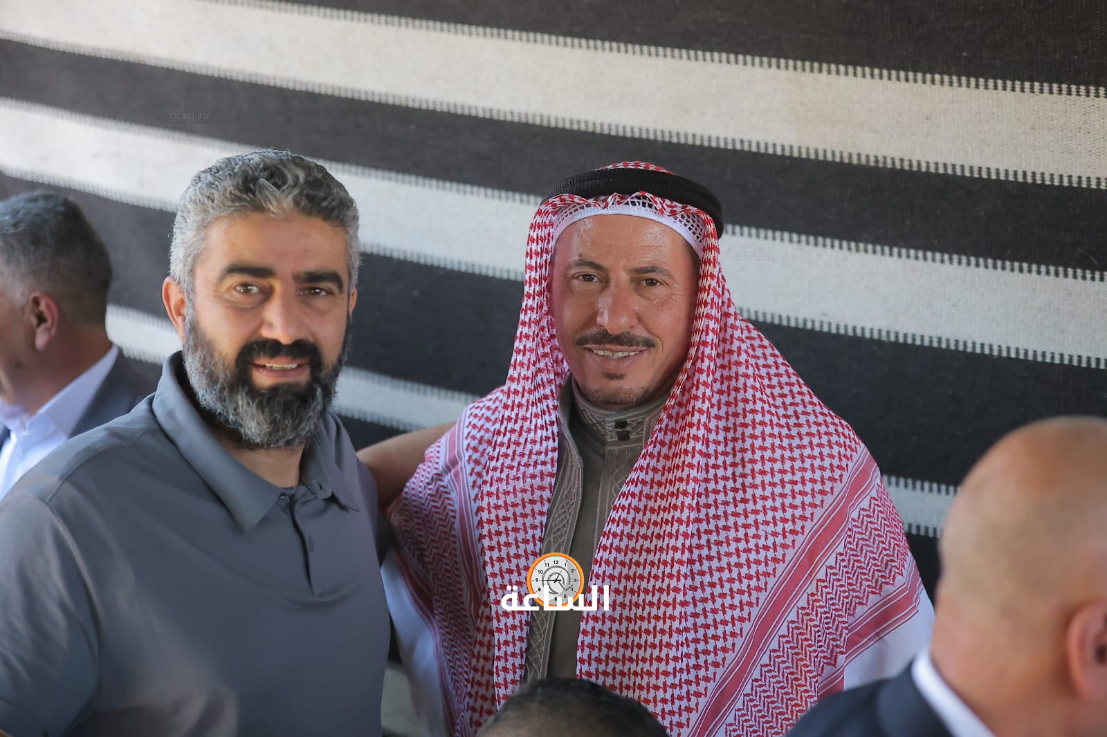 Madar Al-Saa Images 0.5359444296491722