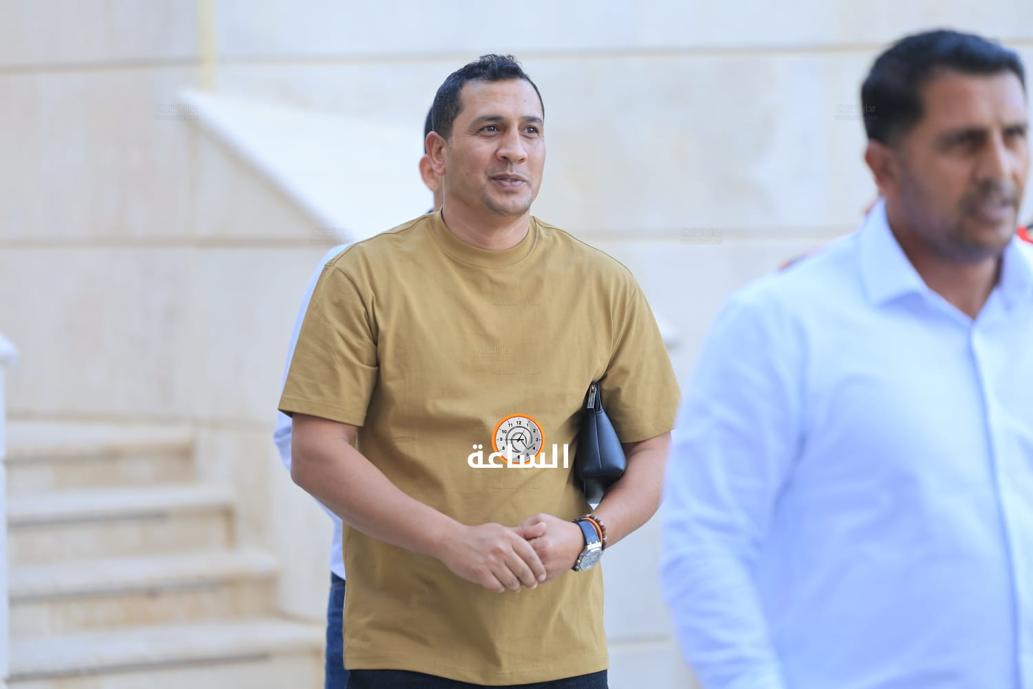 Madar Al-Saa Images 0.2859469167706421