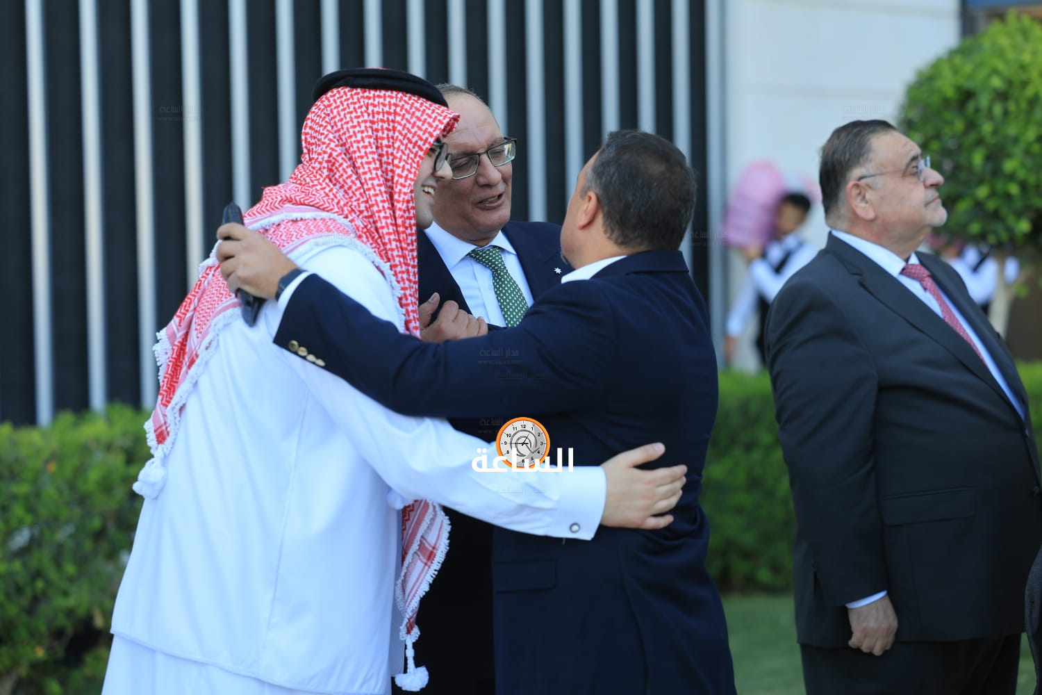 Madar Al-Saa Images 0.6035234770573226