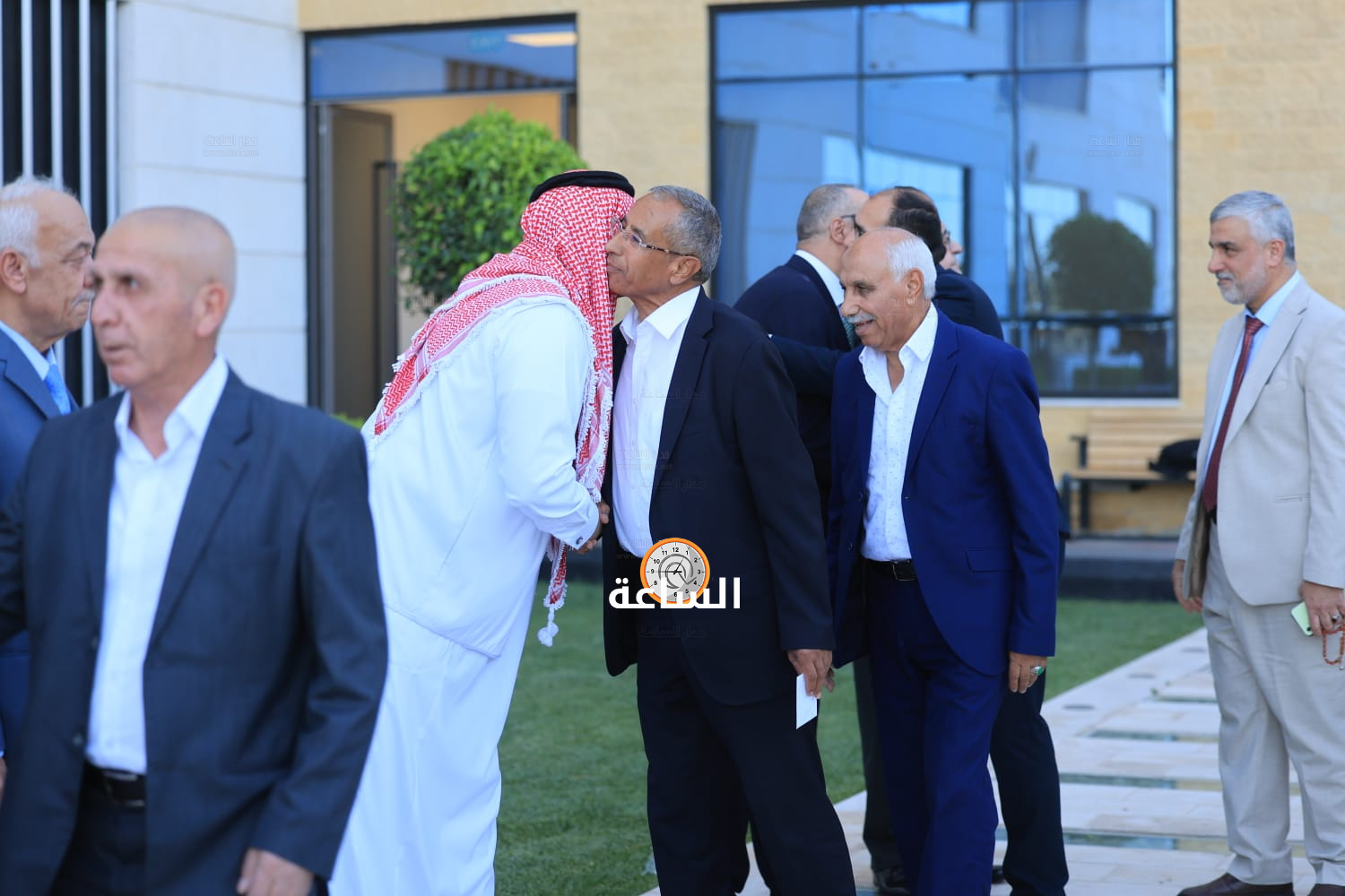 Madar Al-Saa Images 0.22167107117337592