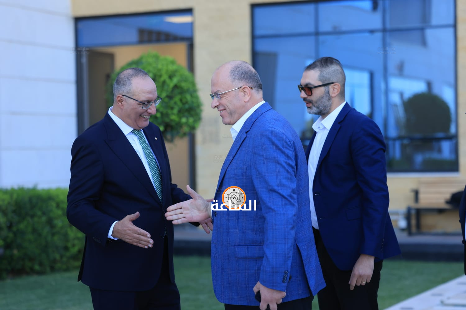 Madar Al-Saa Images 0.41841841827265513