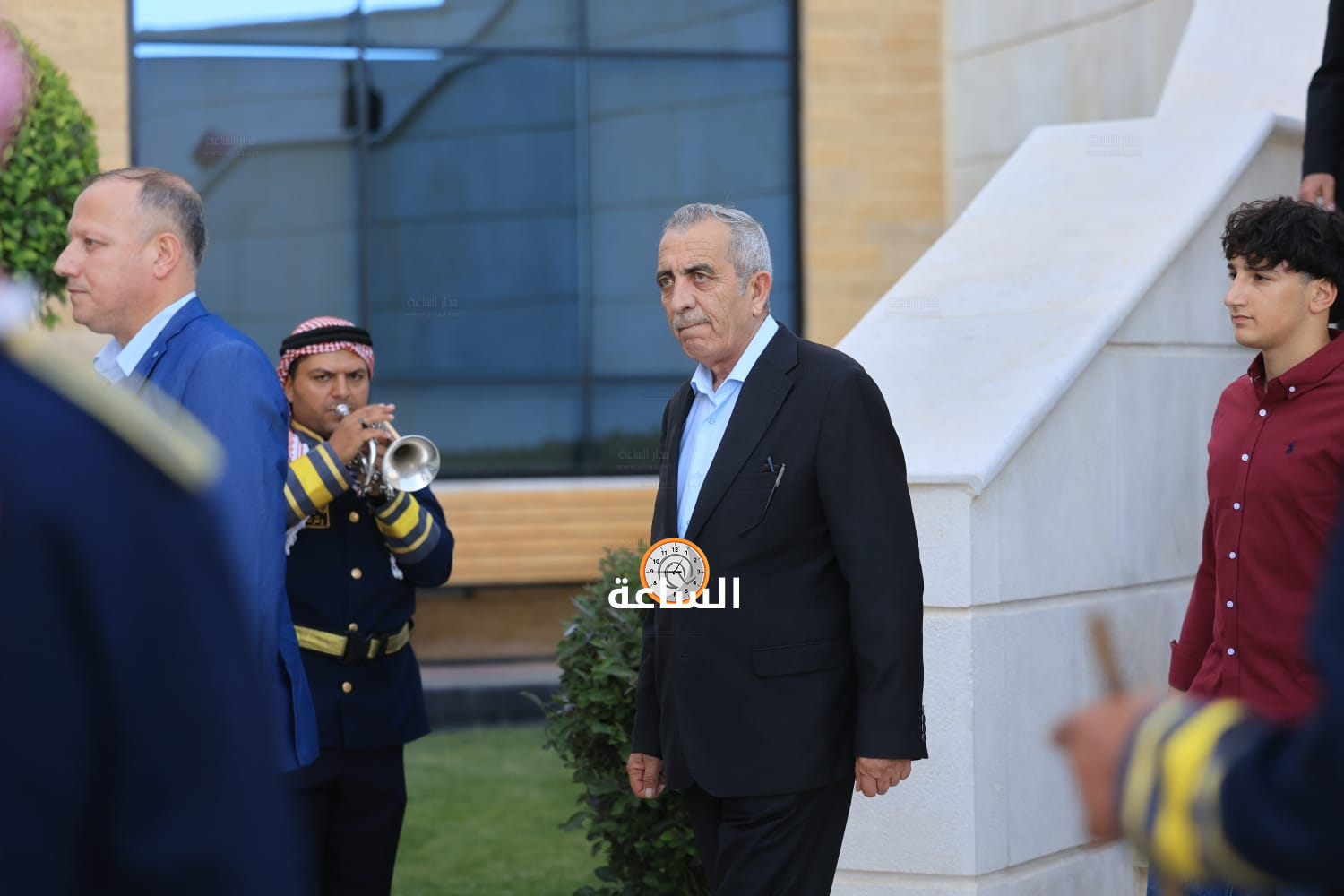 Madar Al-Saa Images 0.4483963784271845
