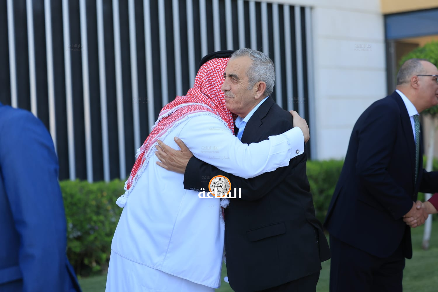 Madar Al-Saa Images 0.36877315032934266