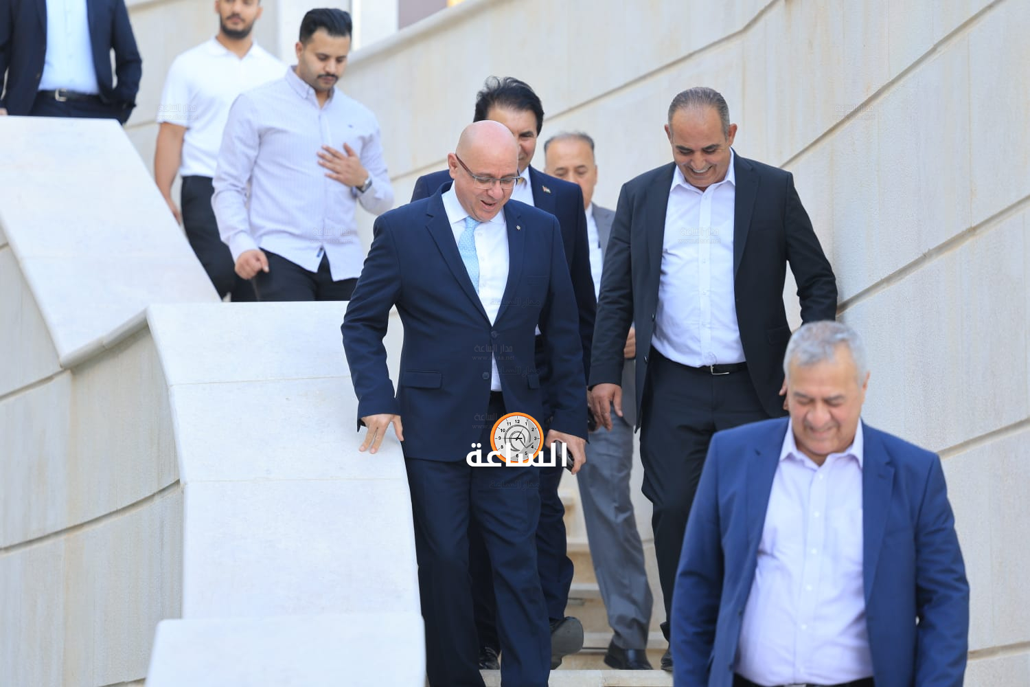 Madar Al-Saa Images 0.4746955429984453