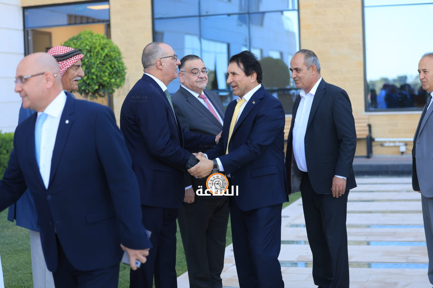Madar Al-Saa Images 0.28370862388169504