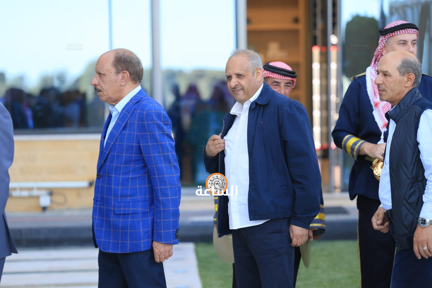 Madar Al-Saa Images 0.22793405416827317