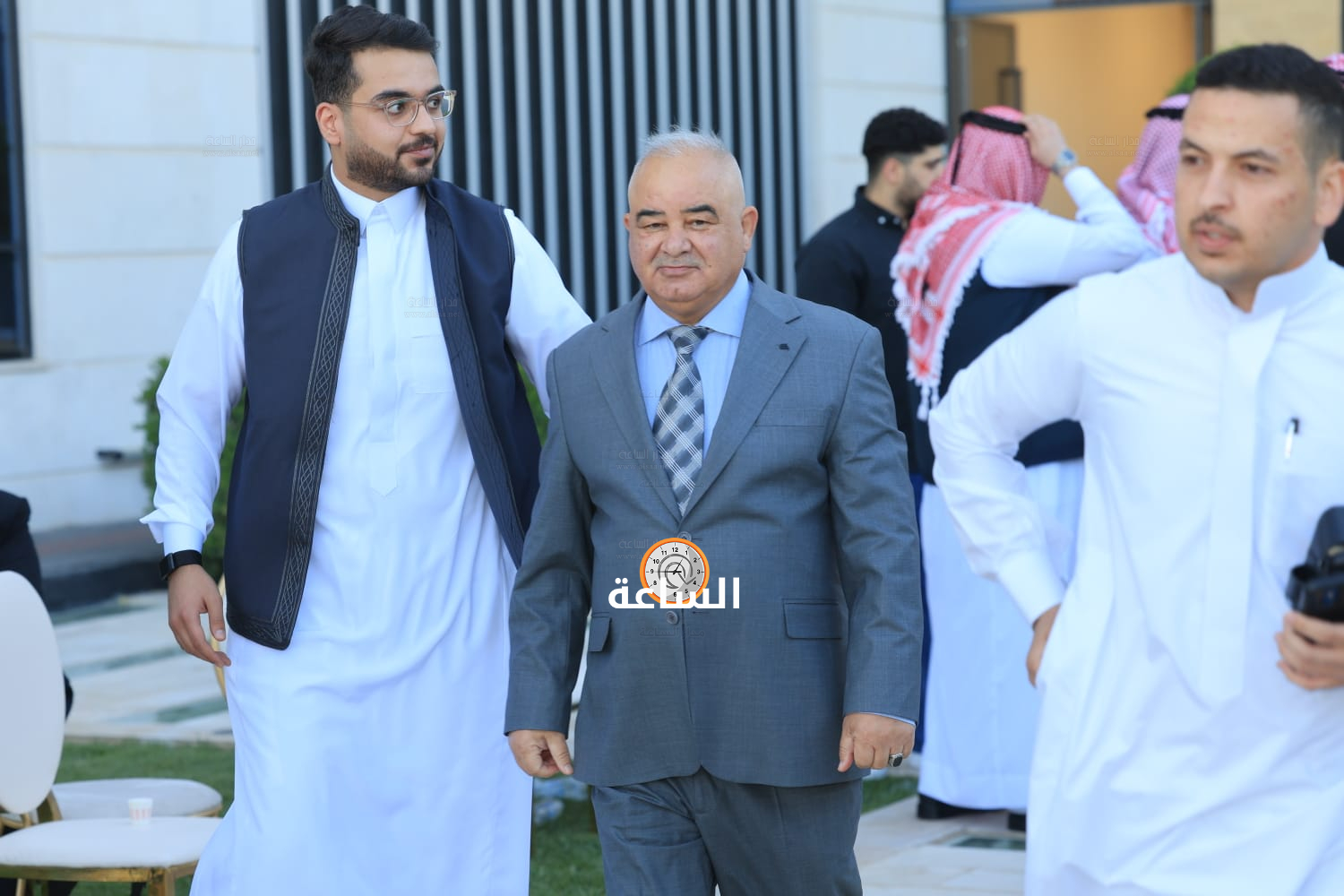Madar Al-Saa Images 0.9289841498375919