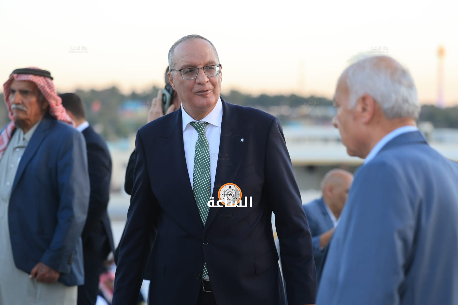 Madar Al-Saa Images 0.44329135316981605