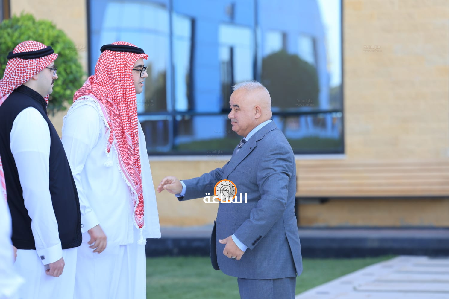 Madar Al-Saa Images 0.242149598120302
