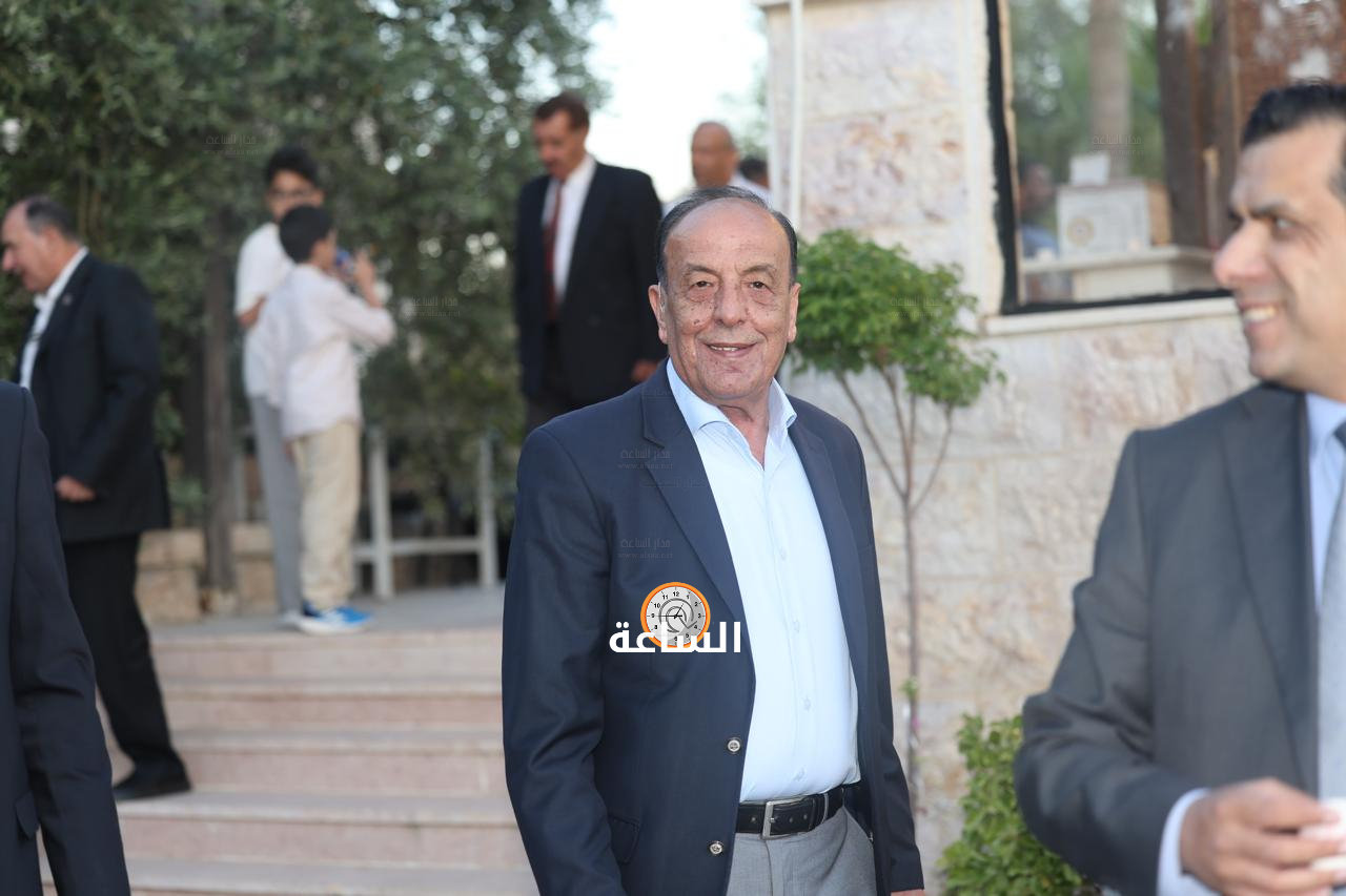 Madar Al-Saa Images 0.8498286472306105