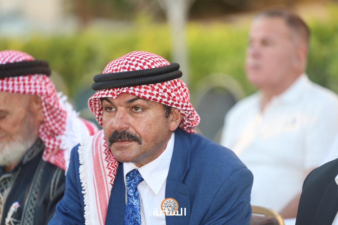 Madar Al-Saa Images 0.8483214642074902