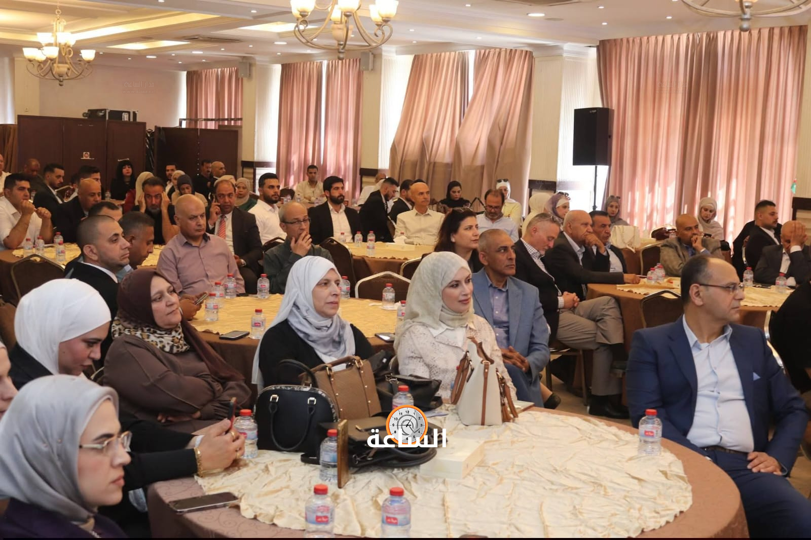 Madar Al-Saa Images 0.5171172540059776