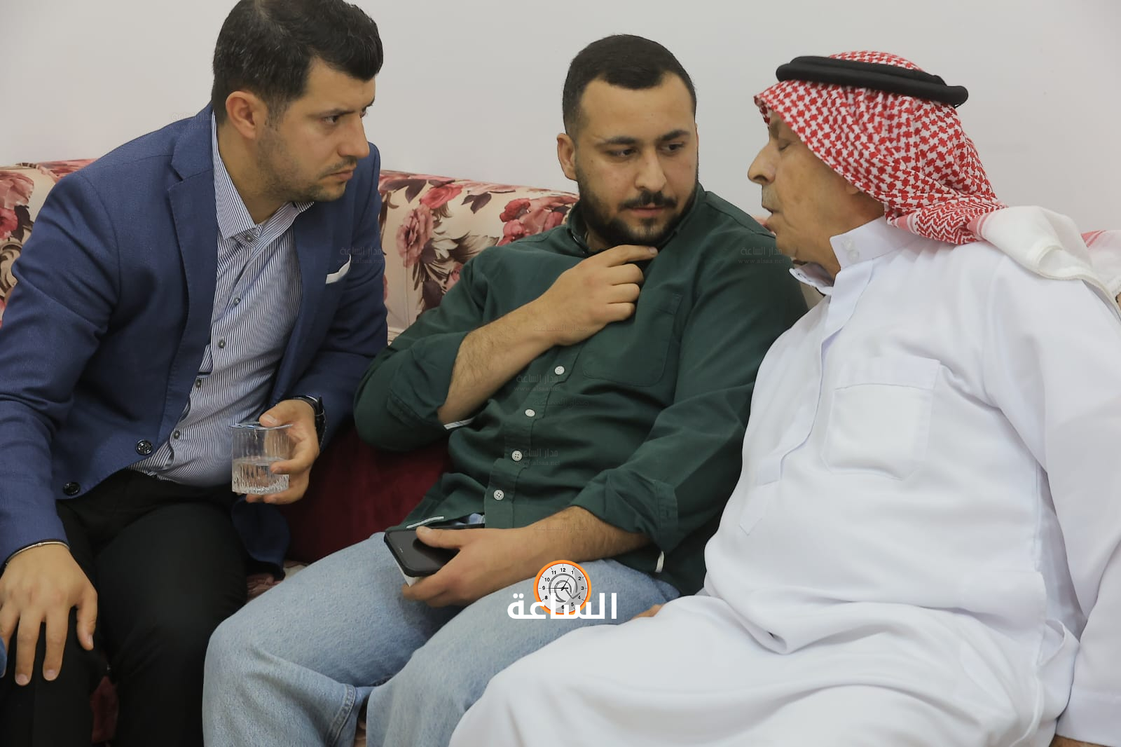 Madar Al-Saa Images 0.8788085969249927