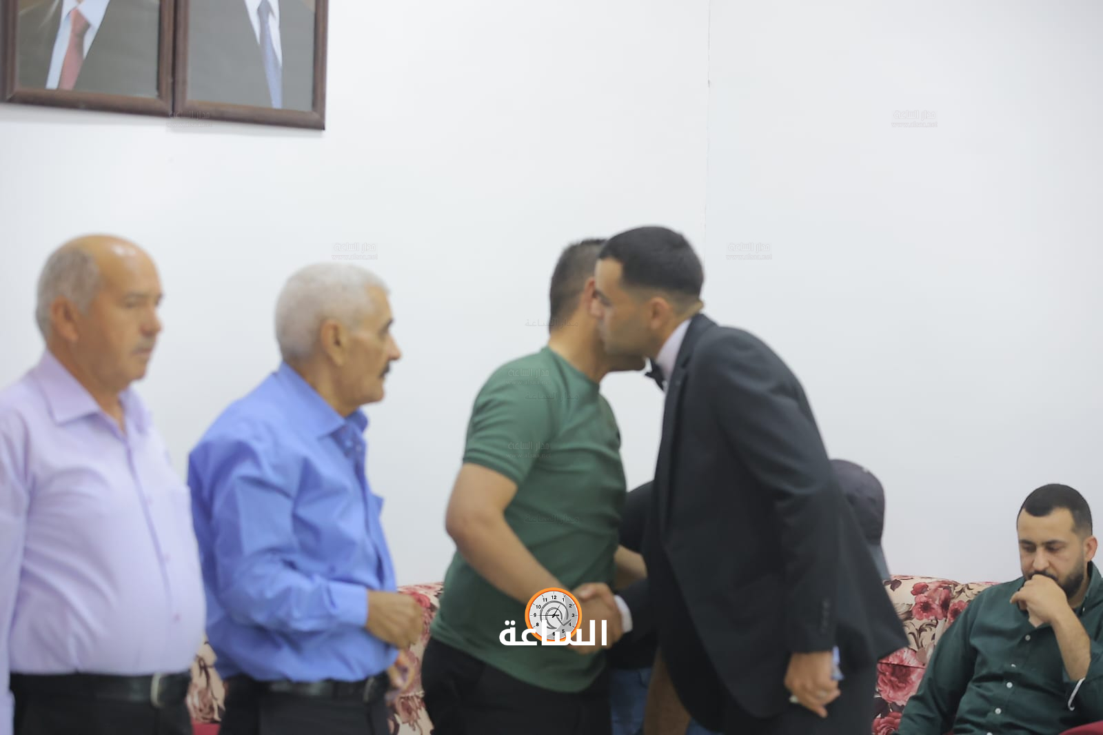 Madar Al-Saa Images 0.5152894982162367