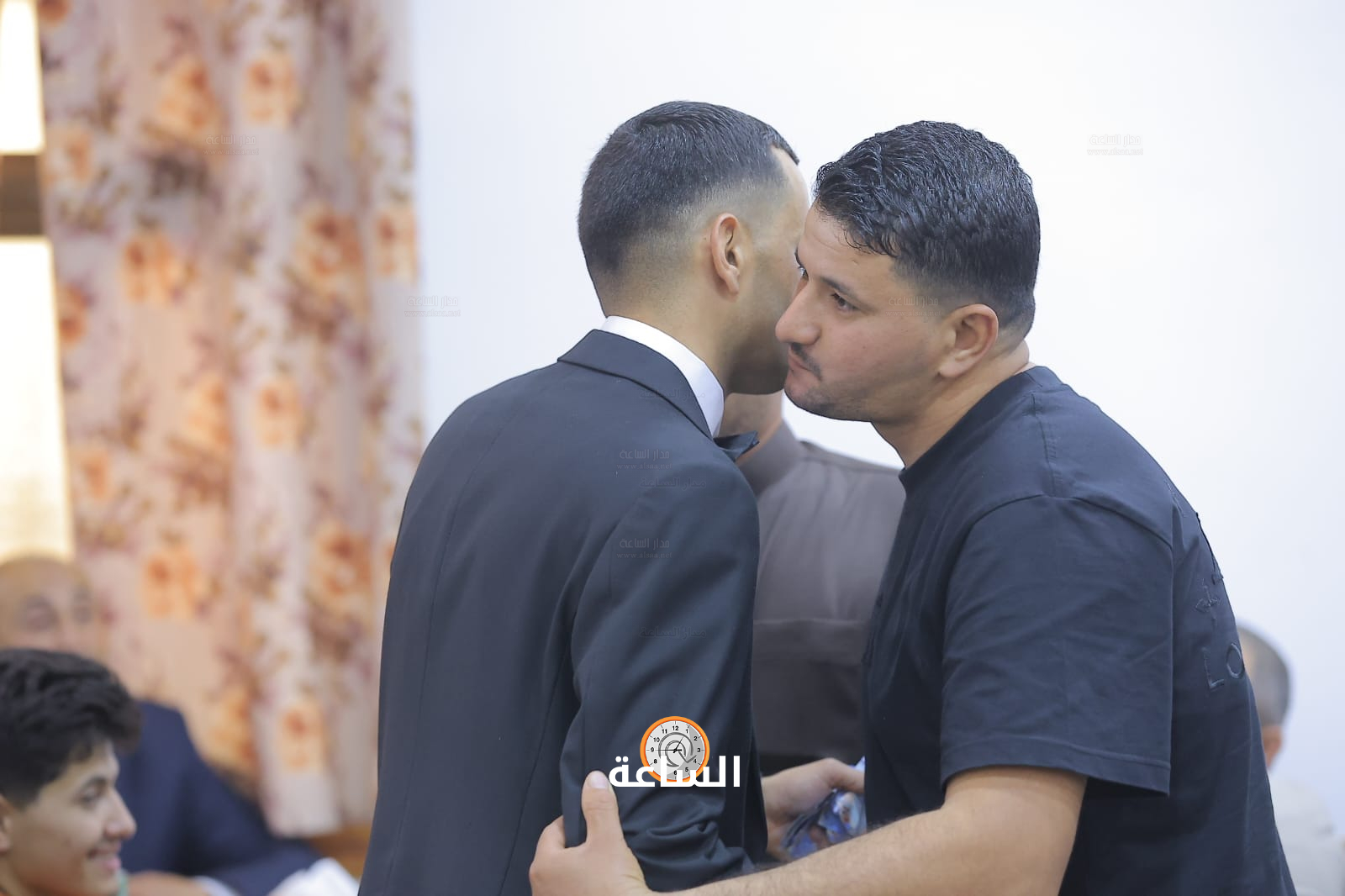 Madar Al-Saa Images 0.9468906311567702
