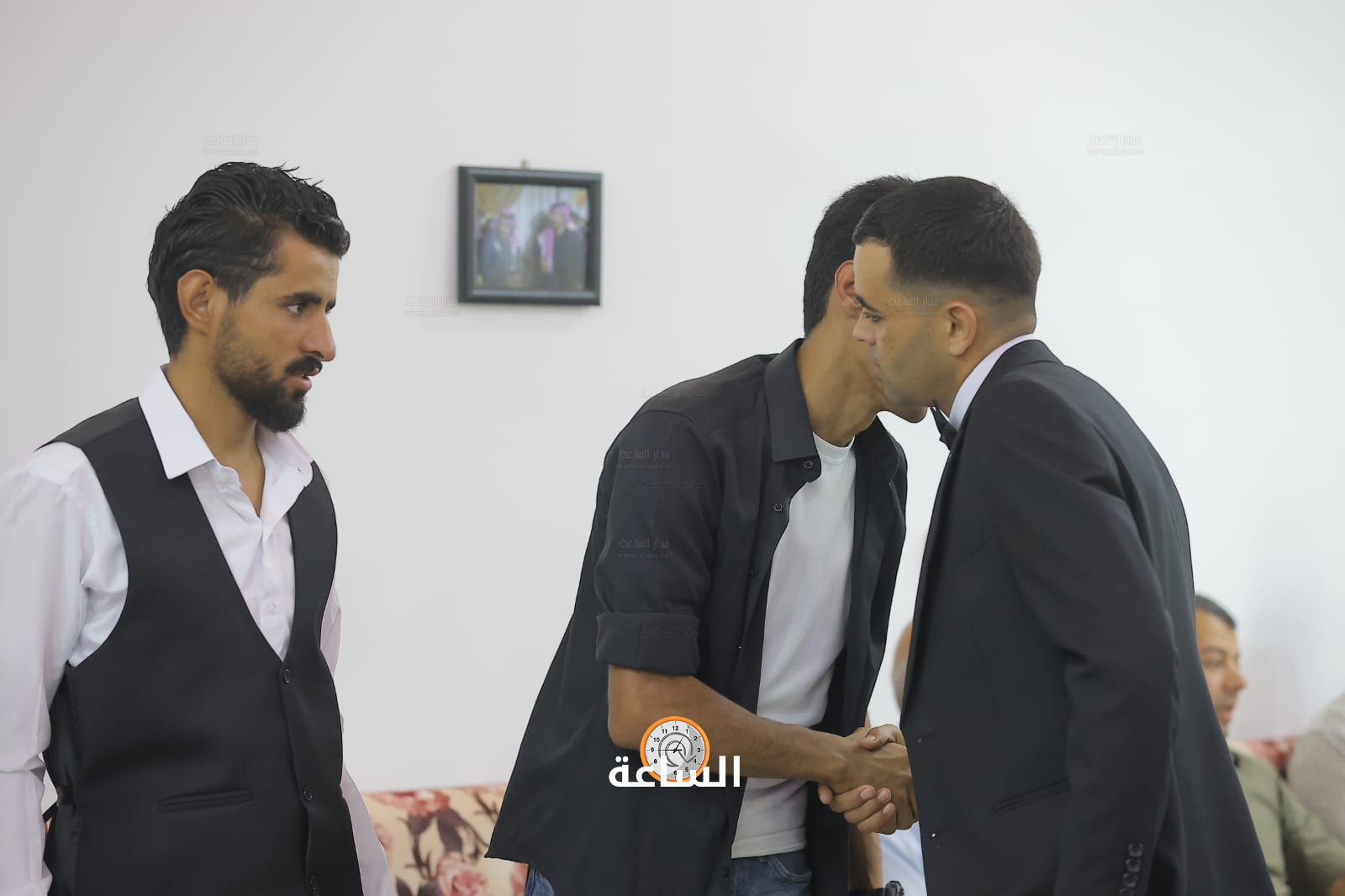Madar Al-Saa Images 0.10938075319592033