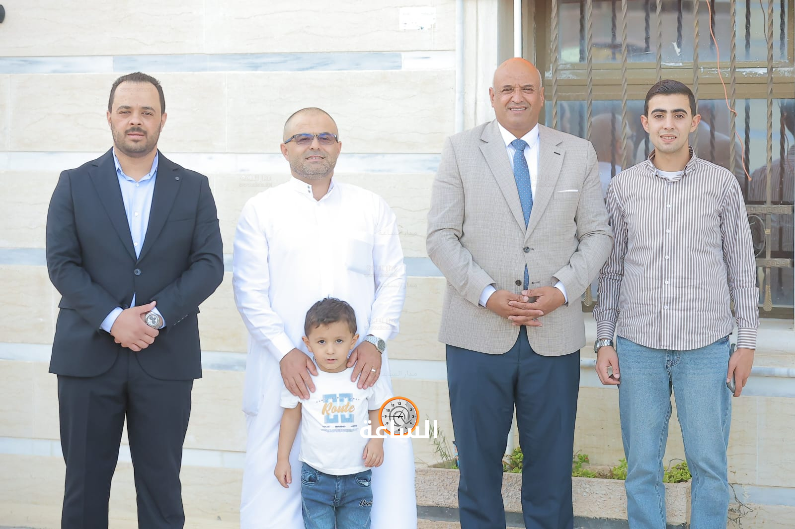 Madar Al-Saa Images 0.8381388772035762