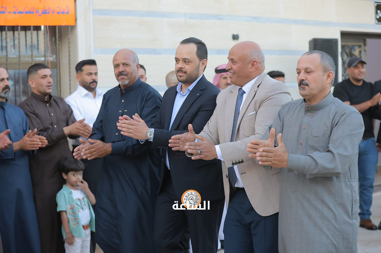 Madar Al-Saa Images 0.7073623844717342