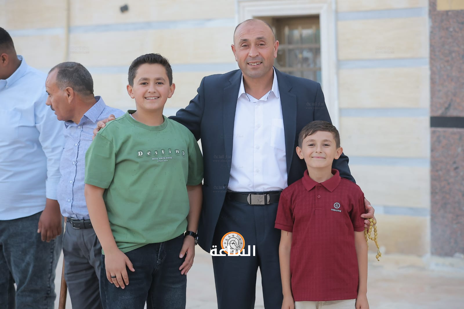 Madar Al-Saa Images 0.42164317129546847