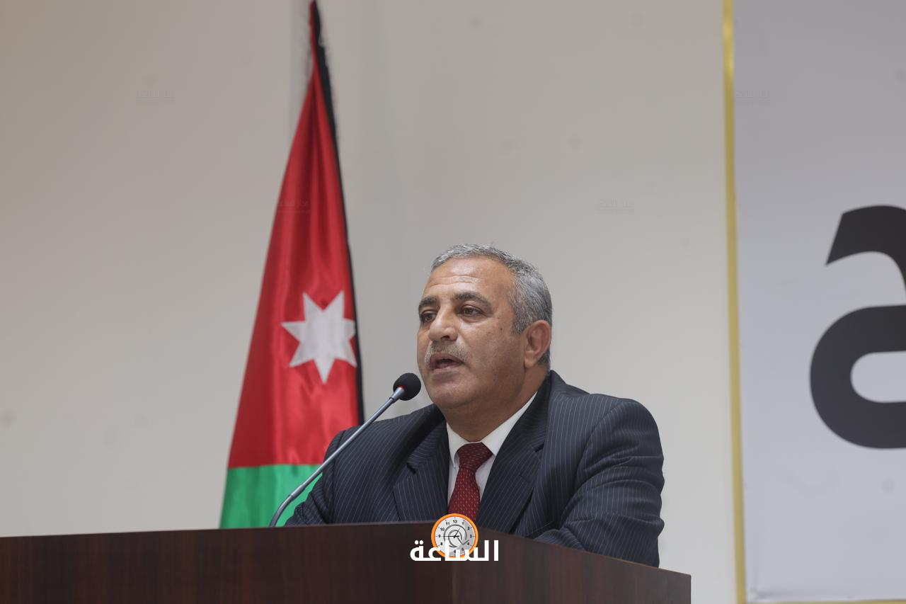 Madar Al-Saa Images 0.34526219638208355