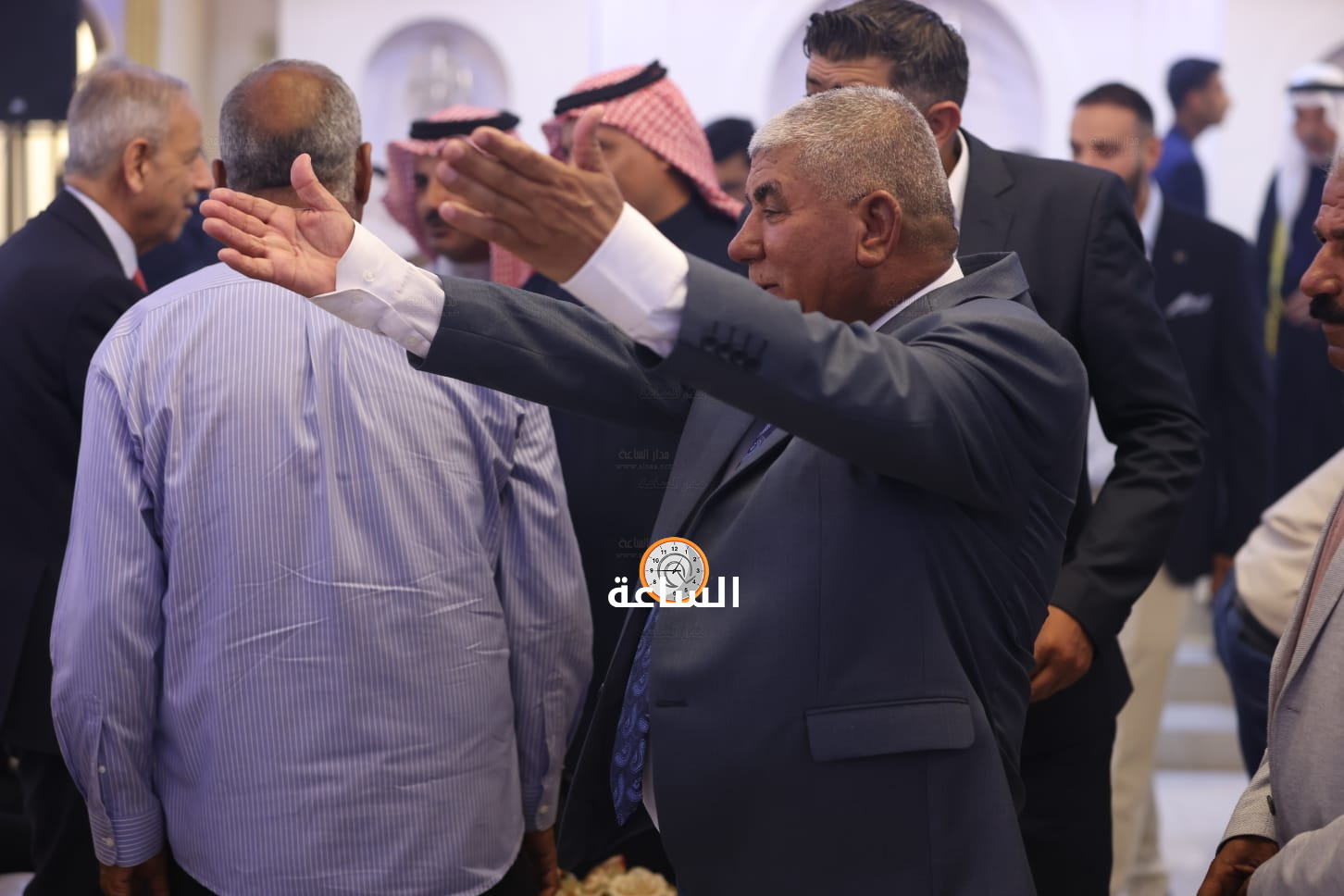 Madar Al-Saa Images 0.40191738136861743